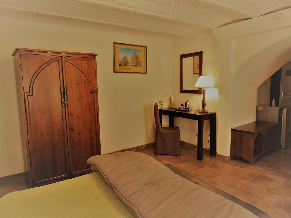 Chambres D'Hotes La Dorgisane Venterol  Exterior foto